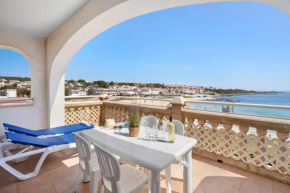 Apartamento frente a la playa con vistas perfectas al mar